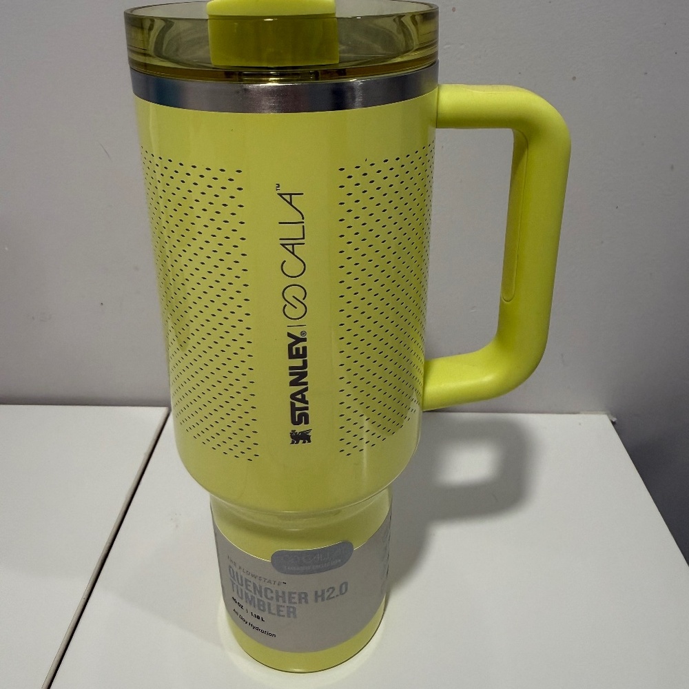 Stanley x Calia Limited Edition 40oz Tumbler Yellow Limited Edition